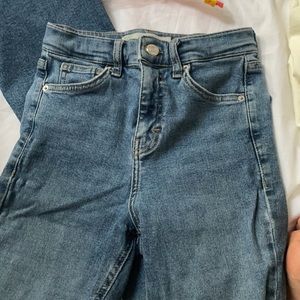 TOPSHOP JAMIE HIGH WAISTED FLARE JEANS